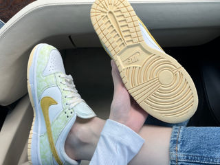 Nike Dunk Low Yellow Strike foto 4