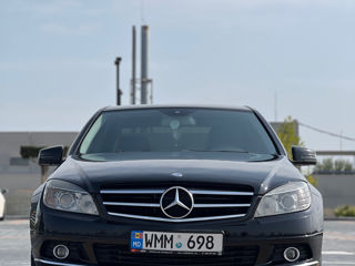 Mercedes C-Class foto 3