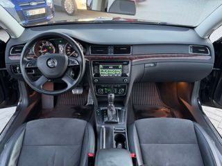 Skoda Superb foto 8