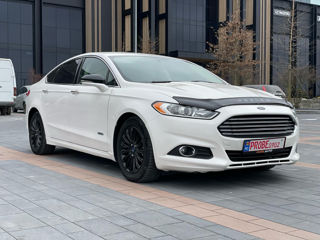 Ford Fusion foto 2