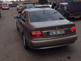 BMW 5 Series foto 3