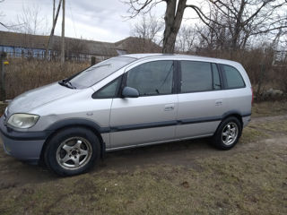 Opel Zafira foto 5