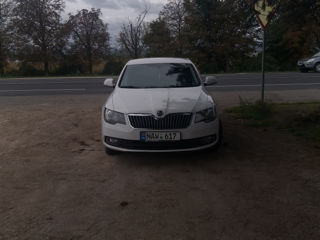 Skoda Superb foto 3