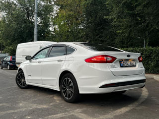 Ford Fusion foto 8