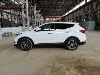 Hyundai Santa FE foto 2