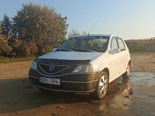 Dacia Logan foto 2