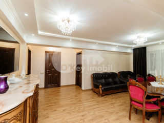 Apartament cu 2 camere, 85 m², Buiucani, Chișinău foto 18