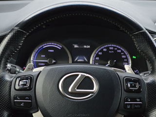 Lexus NX Series foto 8