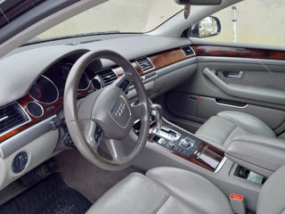 Audi A8 foto 6