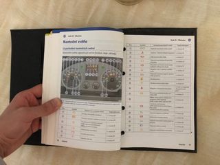 чистая  сервисная книга автомобиля volkswagen golf 5 + инструкция по эксплуатации foto 2