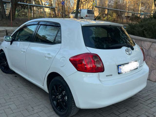 Toyota Auris foto 8