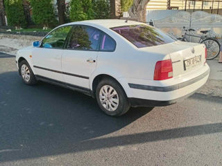 Volkswagen Passat foto 4