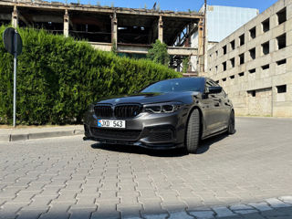 BMW 5 Series foto 1