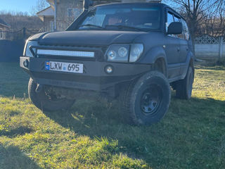 Toyota Land Cruiser Prado foto 3