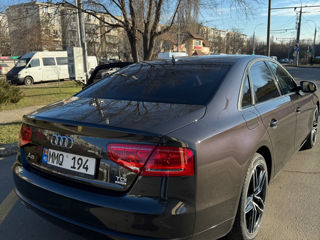 Audi A8 foto 4