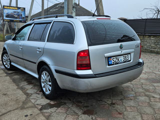 Skoda Octavia foto 4