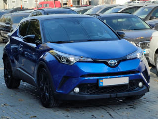 Toyota C-HR foto 4