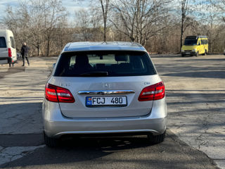 Mercedes B-Class foto 8