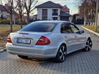 Mercedes E-Class foto 5