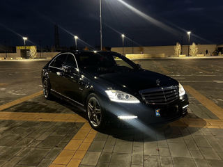 Mercedes S-Class