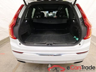 Volvo XC90 foto 8