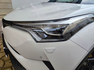 Toyota C-HR foto 4