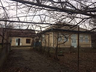 Vind casa Elizaveta .Schimb pe apartament Balti ,Chisinau foto 1