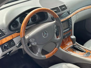 Mercedes E-Class foto 9