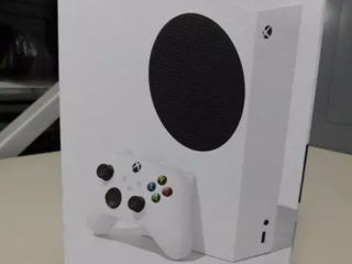 XBox Series S Nou cu 2 Gamepaduri. foto 2