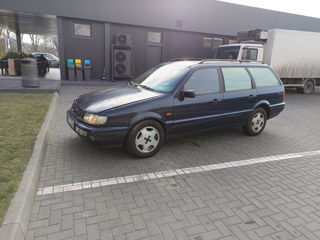 Volkswagen Passat foto 3