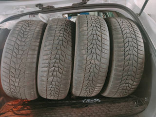 Vînd 4 anvelope Hankook 225/60/17