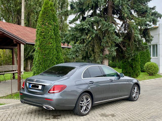 Mercedes E-Class foto 4