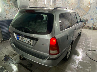 Ford Focus foto 3