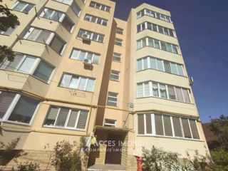 Apartament cu 3 camere, 66 m², Poșta Veche, Chișinău