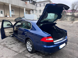 Skoda Superb foto 8