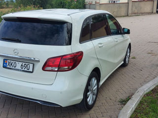 Mercedes B-Class foto 4