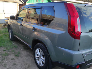 Nissan X-Trail foto 9