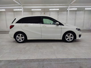 Mercedes B-Class foto 3