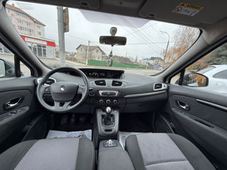 Renault Grand Scenic foto 7