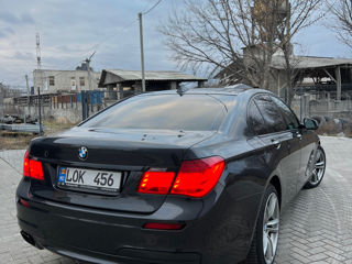 BMW 7 Series foto 7