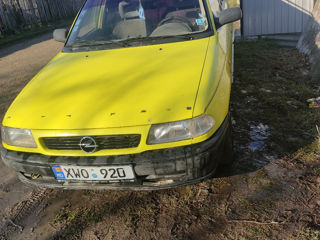 Opel Astra foto 2