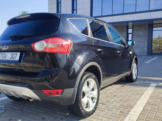 Ford Kuga foto 1