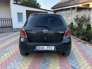 Toyota Yaris foto 4