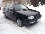 Volkswagen Vento foto 2