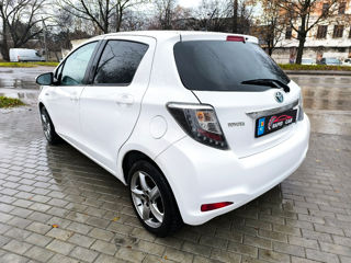 Toyota Yaris foto 5