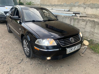 Volkswagen Passat foto 1