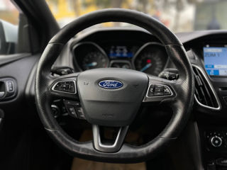 Ford Focus foto 12