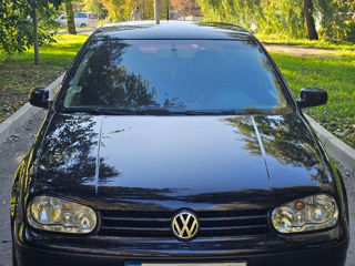 Volkswagen Golf foto 2