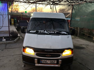 Ford Transit foto 4