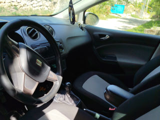 Seat Ibiza foto 1